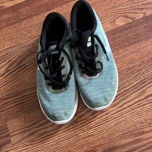 Nike Green Sneakers